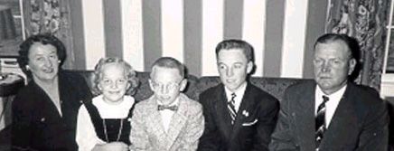 Ivar Stavlund Family.jpg 42.8K